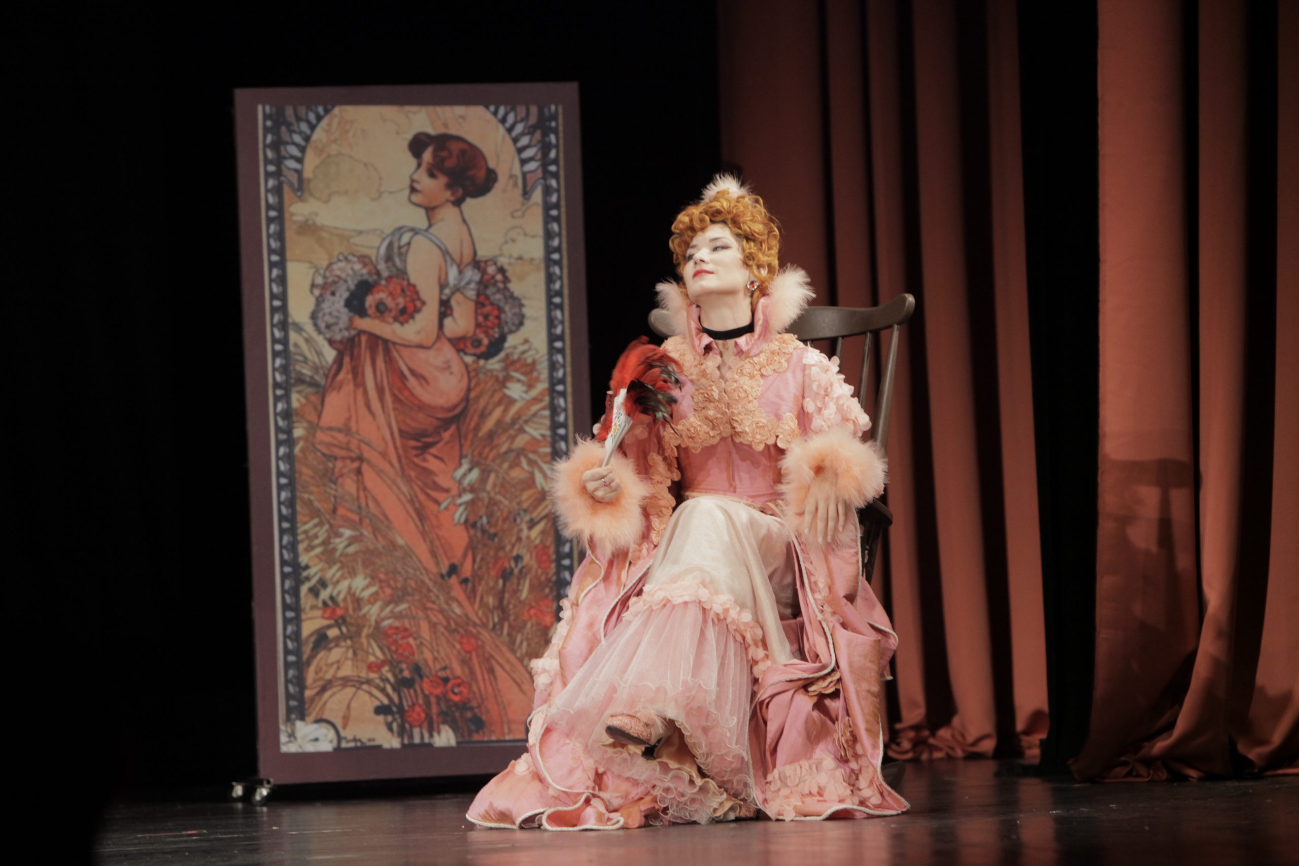 Branislava Podrumac as Franzi in the operetta Viennese Blood
